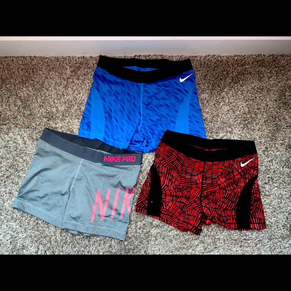 Womens Nike Pro Shorts size Large